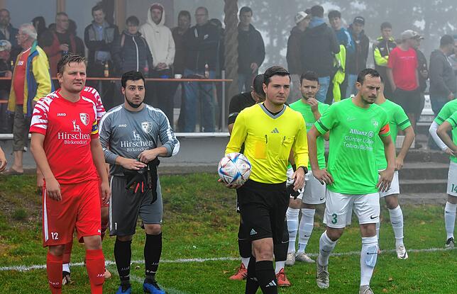 Bild 5: Derby zwischen FC Schlüchttal und SG Mettingen/Krenkingen verschwindet im Nebel &ndash; wir haben Fotos!