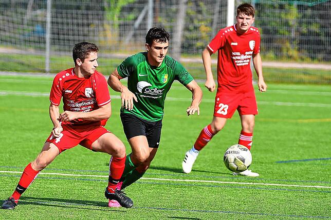 Bild 35: SV Herten setzt sich mit 3:1 gegen den weiter punktlosen FC Schlüchttal durch &ndash; und wir haben die Bilder!