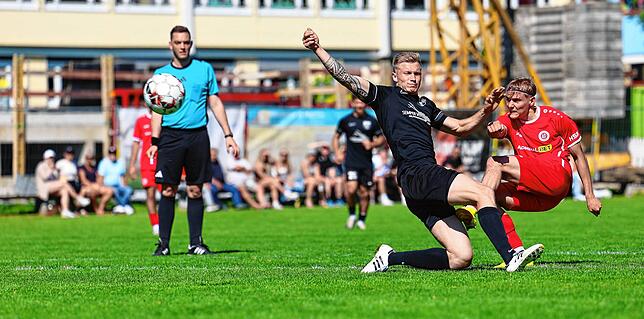 Bild 1: Unsere große Bildergalerie vom Spiel des FC Öhningen-Gaienhofen gegen den SC Pfullendorf II