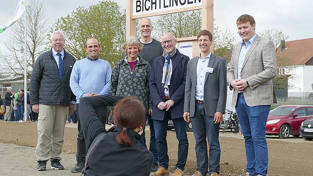 Die Verantwortlichen bei der Eröffnung (von links): Wolfgang Sigrist (Bürgermeister), Frank von Meißner (Betriebsleiter Biberbahn), ...