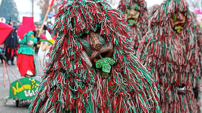 Seit 25 Jahren bereichern die Wald-Goischter vom gleichnamigen Narrenverein aus Wald die Fasnet in der Region. Wie ein ...