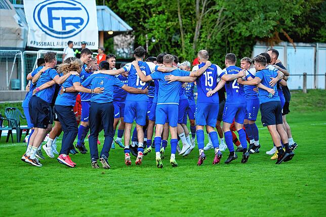 Bild 12: Die besten Bilder der Landesliga-Partie zwischen dem FC Radolfzell und dem FC Öhningen-Gaienhofen