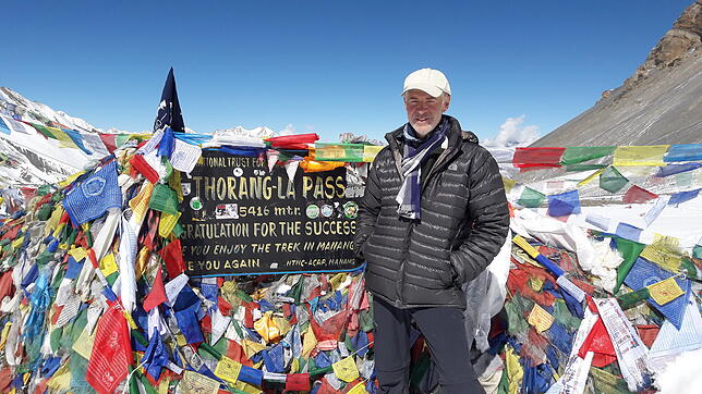 Andreas Salm in Nepal auf der Annapurna-Runde, hier auf dem Thorong-La-Pass, 5416 Meter.