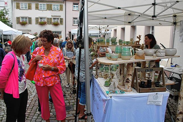 Bild 16: Töpfermarkt begeistert trotz kühler Witterung am Sonntag