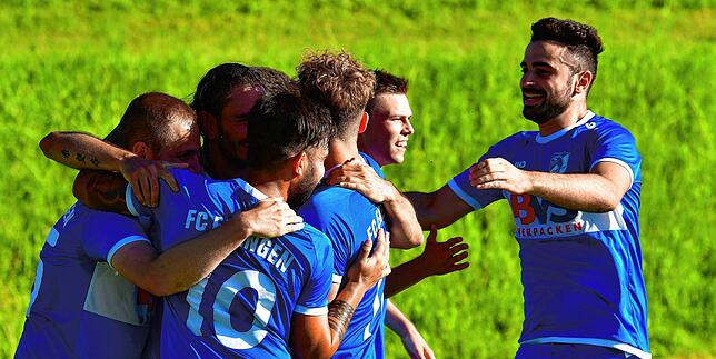 Bild 17: Weitere Impressionen vom 3:2-Sieg des FC Erzingen zum Landesliga-Aufstieg gegen den FC Emmendingen