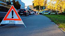 Im Rahmen einer gemeinsamen Routinekontrolle waren Polizei und Zoll mit einem großen personellen Aufgebot am Stockacher Busbahnhof im ...