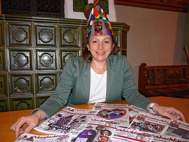 Annika Rössler, Präsidiumsmitglied der Historischen Narrenzunft Markdorf, im Zunfthaus Obertor. Zusammen mit einem Team arbeitete sie in ...