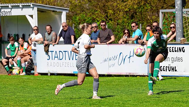 Bild 5: Unsere Bildergalerie der Bezirksliga-Partie zwischen Nordstern Radolfzell und der SG Sipplingen