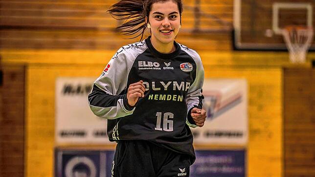 Joelle Arno.
