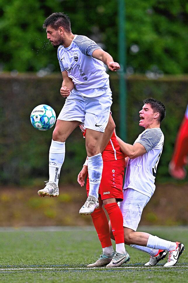 Bild 12: FC Tiengen 08 unterliegt mit 0:1 bei der U23 des Bahlinger SC – und wir haben Bilder!