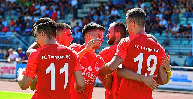 Bild 14: FC Tiengen 08 gewinnt das Derby gegen den VfB Waldshut mit 7:1 &ndash; und wir haben Bilder!