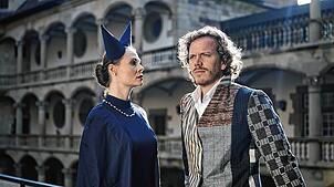 Anne v. Hochgeboren (Elisabeth Schuller) und der Bauernprediger (Sascha Wolf). Foto: Landesmuseum Württemberg