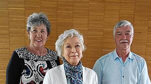 Sonja Oberländer, Heidi Fellendorf und Gerhard Schempp (von links) bilden den neuen Vorstand des Kulturkreises für Senioren Bad ...