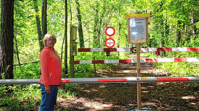 Abgesperrt ist derzeit auch der Zugang zum Schweizer Naturschutzgebiet Tannbühl, das für seine vielen Orchideen bekannt ist.