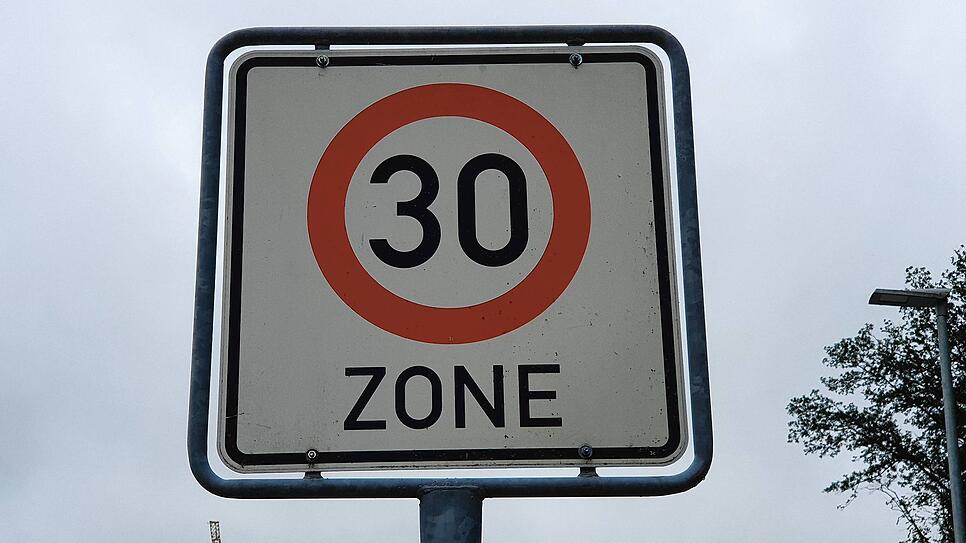 In Waldshut-Tiengen werden vier neue Tempo-30-Zonen ausgewiesen.
