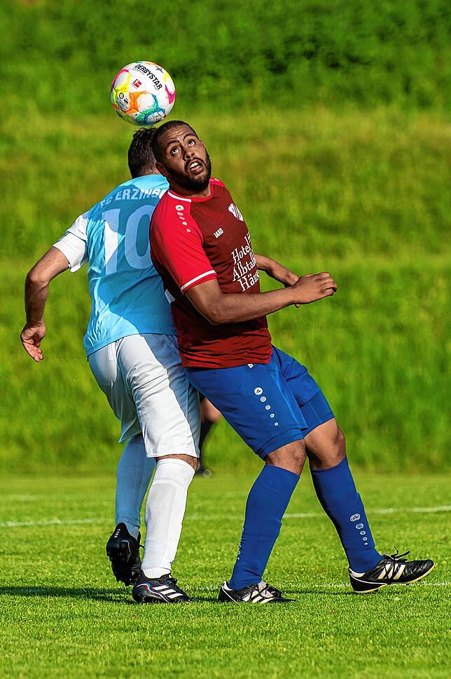 Bild 12: Bilder vom 3:1-Sieg der SG Höchenschwand/Häusern im Kreisliga A-Aufstiegsspiel beim FC Erzingen II