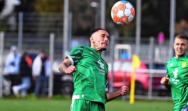 Bild 5: FC Wittlingen setzt sich mit 2:0 beim SV Herten durch &ndash; und wir haben Bilder!