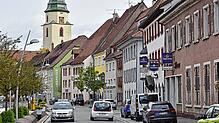 In Hüfingen soll der Verkehr beruhigt und auf 30 km/h gedrosselt werden. Das Freie Forum will das Thema allerdings erneut diskutieren.