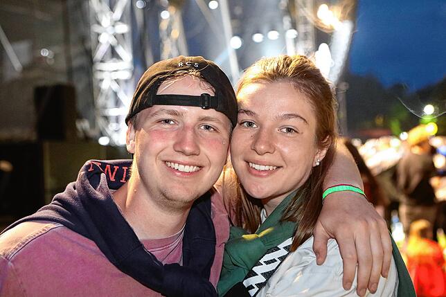 Bild 29: Im Stadion wird am zweiten Tag des Campus-Festivals nochmals aufgedreht