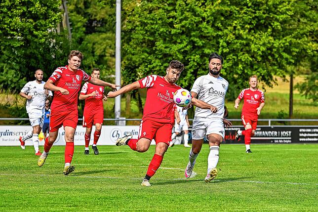 Bild 10: SV Blau-Weiß Murg besiegt den FC Schlüchttal mit 4:1 – und wir haben Bilder!