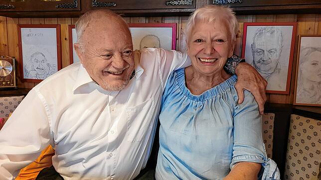 Horst und Ursula Katz in ihrem Haus aus Zizenhausen, in dem sie seit 57 Jahren wohnen. Am 30. August feiern die beiden Diamantene ...