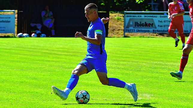 Zehn wilde Minuten: Sanel Covic – hier ein Archivbild – machte mit seinem 3:0 gegen den SV Herten für den TuS Stetten schon nach 58 ...