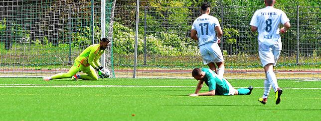 Bild 25: FC Zell besiegt den SV Blau-Weiß Murg mit 2:0 – und wir haben Bilder!