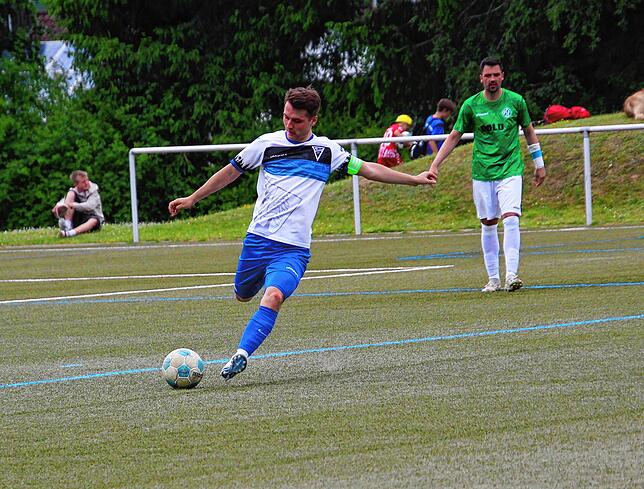 Bild 25: Die besten Bilder vom Bezirksliga-Spitzenspiel FV Tennenbronn gegen FC Furtwangen