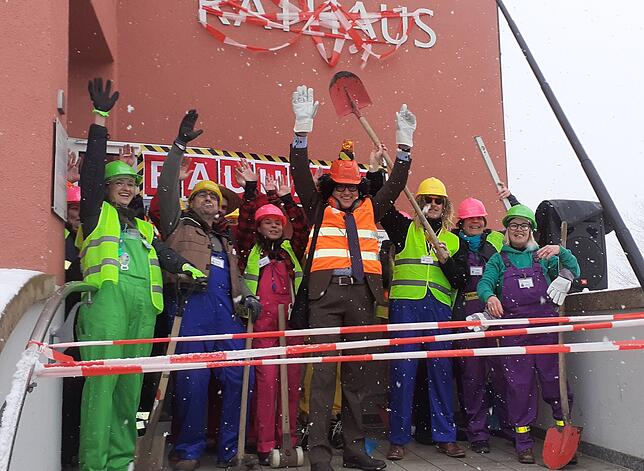 Bild 8: Heiligenberg: Erleben Sie den Rathaussturm im Schneegestöber – Die Top-Bilder!