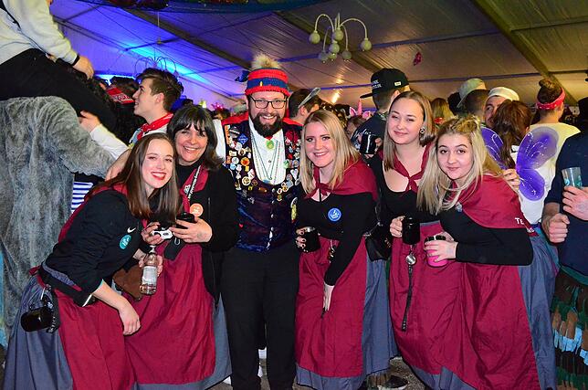 Bild 17: Das war die Partynacht der Narrentage mit der Froschenkapelle in Bildern