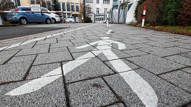 Der Zugang zum Krankenhaus Radolfzell. Die Corona-Normalstationen der Einrichtung sind derzeit fast vollständig besetzt, durch die ...