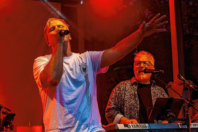 Bild 1: Radspitz heizt Besuchern beim Kulturfest kräftig ein