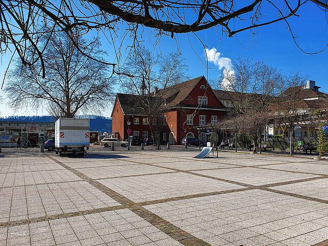 Auf dem Waldshuter Viehmarktplatz ist ein Testzentrum für Besucher der Innenstadt geplant, das die Engel-Apotheke (im Hintergrund) ...