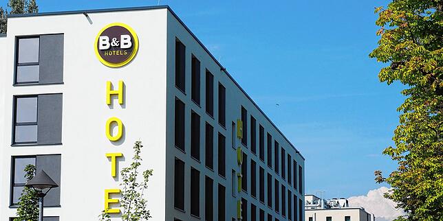 Neben dem B&B-Hotel im Konstanzer Industriegebiet soll bald ein neues Hotel entstehen.
