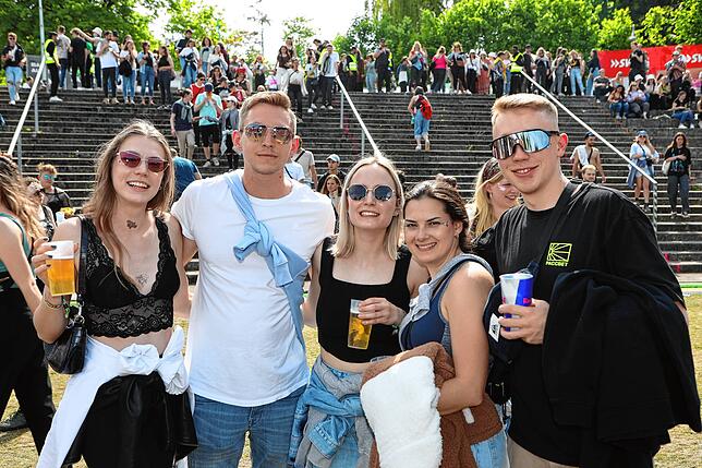 Bild 21: Gute Laune und ein volles Stadion beim zweiten Tag des Campus-Festivals 2023