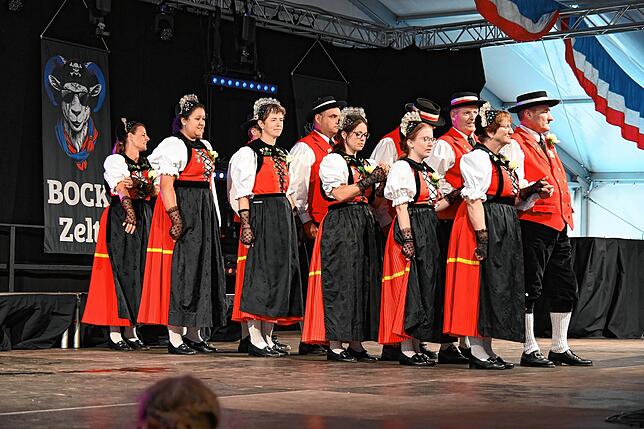 Bild 9: Bilder von der Bockverlosung