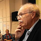 „Und wir haben nicht mal die Hälfte der Parkplätze, die wir bräuchten“, so Wolfgang Müller-Fehrenbach, der an die ...