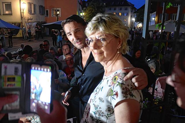Bild 3: Überlingen feiert Mark Keller und sein neues Album