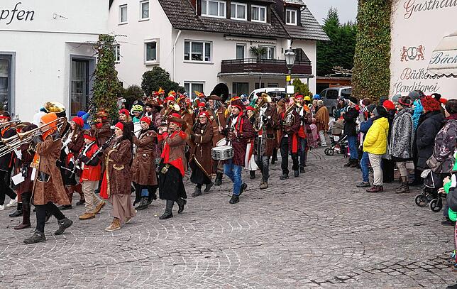 Bild 15: 111 Jahre Narrenzunft Eule in Hagnau (Teil 1)