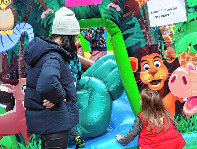 Bild 8: Spaß steht im Vordergrund bei der Kindermeile. Wir haben die schönsten Bilder von Freitag – Teil 3
