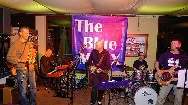 Letzter Auftritt von „The Blue MonX“ im Café Kurz, das im Februrar 2013 geschlossen werden musste. Von links: Andreas ...