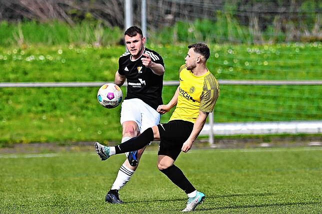 Bild 40: SV 08 Laufenburg unterliegt mit 2:3 beim SC Wyhl &ndash; und wir haben Bilder!