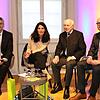 Angeregt hatte man diskutiert auf dem Podium des Kulturzentrums Schloss Bonndorf. Von links: Landrat Martin Kistler, Petra Jehle, ...