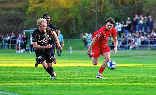 Bild 23: Bennet Ukaj lässt die Südsterne im Derby jubeln! Hier gibt es unsere große Bildergalerie!