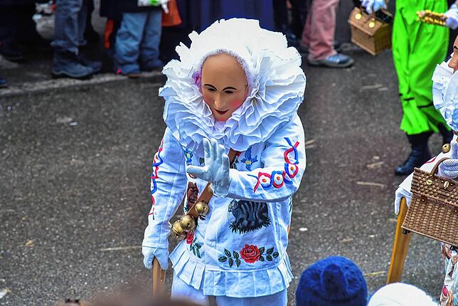 So sah Fasnacht vor 100 Jahren aus. Der Hansel wurde nach einer Vorlage der früheren Dauchinger Narrenzunft Narrhalla fürs Jubiläum mit ...