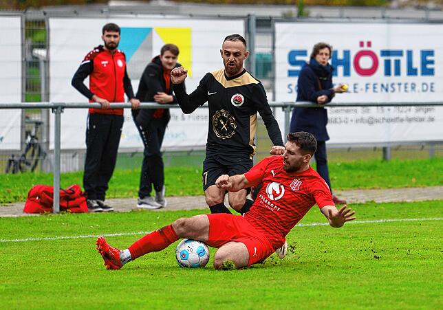 Bild 24: Unsere große Bildergalerie vom Verbandsligaspiel zwischen dem TSV Singen und dem Freiburger FC