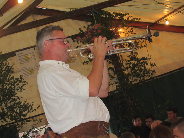 Bild 28: Bilder: Heißes Sommerfest in Engelswies mit Blaskapelle Peng