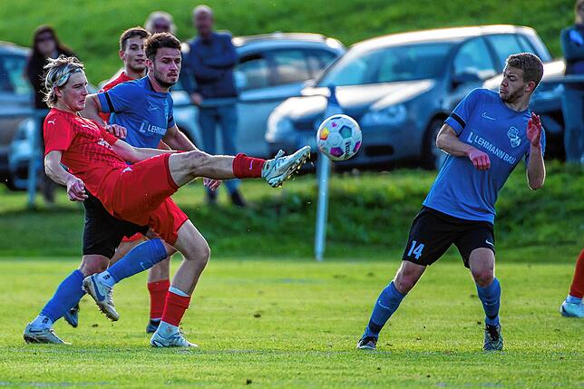 Bild 4: SG Mettingen/Krenkingen feiert späten 2:1-Sieg gegen TuS Binzen &ndash; und wir haben Bilder!