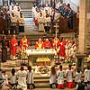 Mit großer geistlicher Besetzung wird im Radolfzeller Münster am Hausherrensonntag das Hochamt gefeiert. Mit dabei ist Kapuzinermönch ...