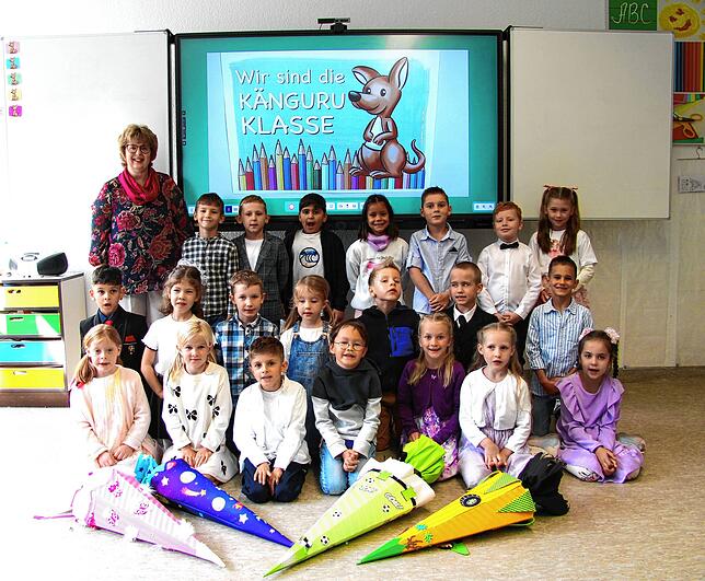 Die Klasse 1b der Haslachschule mit Klassenlehrerin Ina Müller.